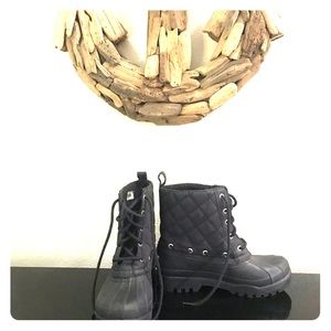 NWOT Sperry Duck boots